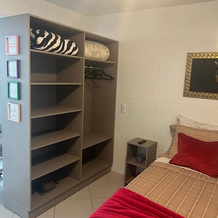 Hospedagem Confortavel E Pratica Para Viajantes E Ferias - Proxima A Br-101 Sao Jose  Exteriör bild