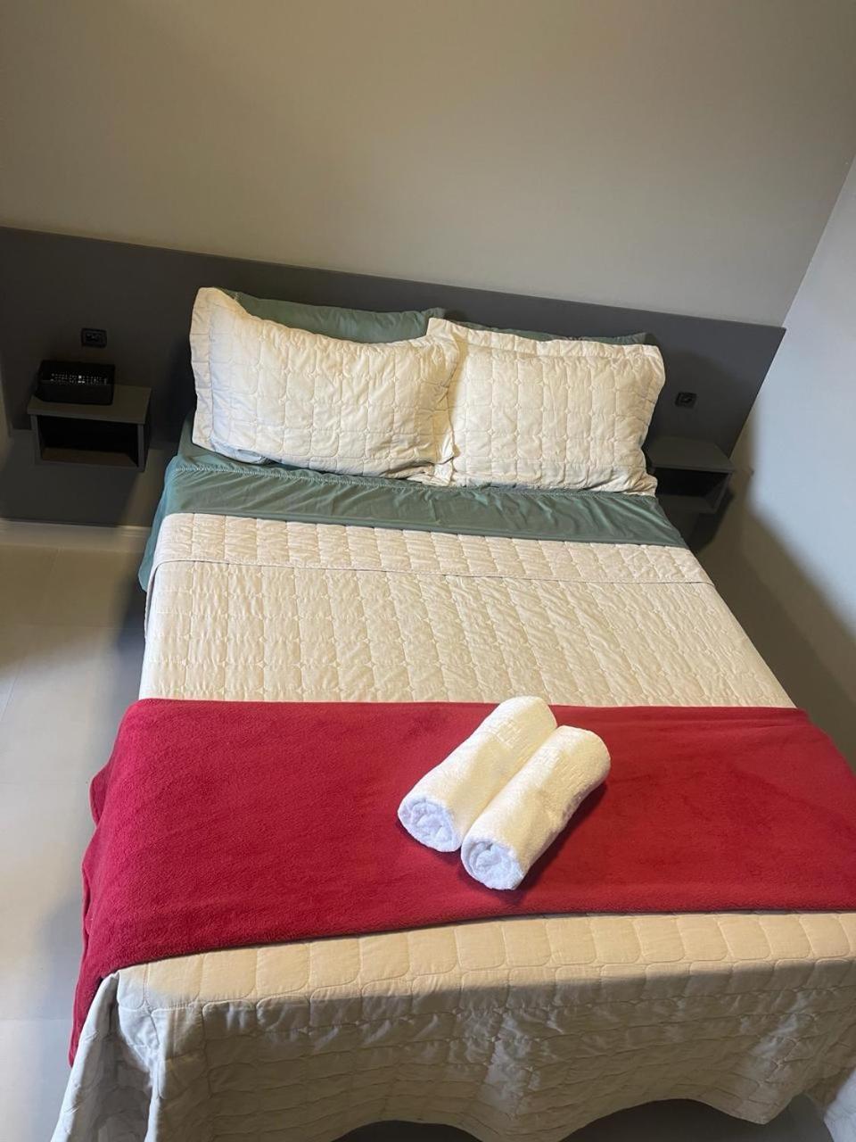 Hospedagem Confortavel E Pratica Para Viajantes E Ferias - Proxima A Br-101 Sao Jose  Exteriör bild