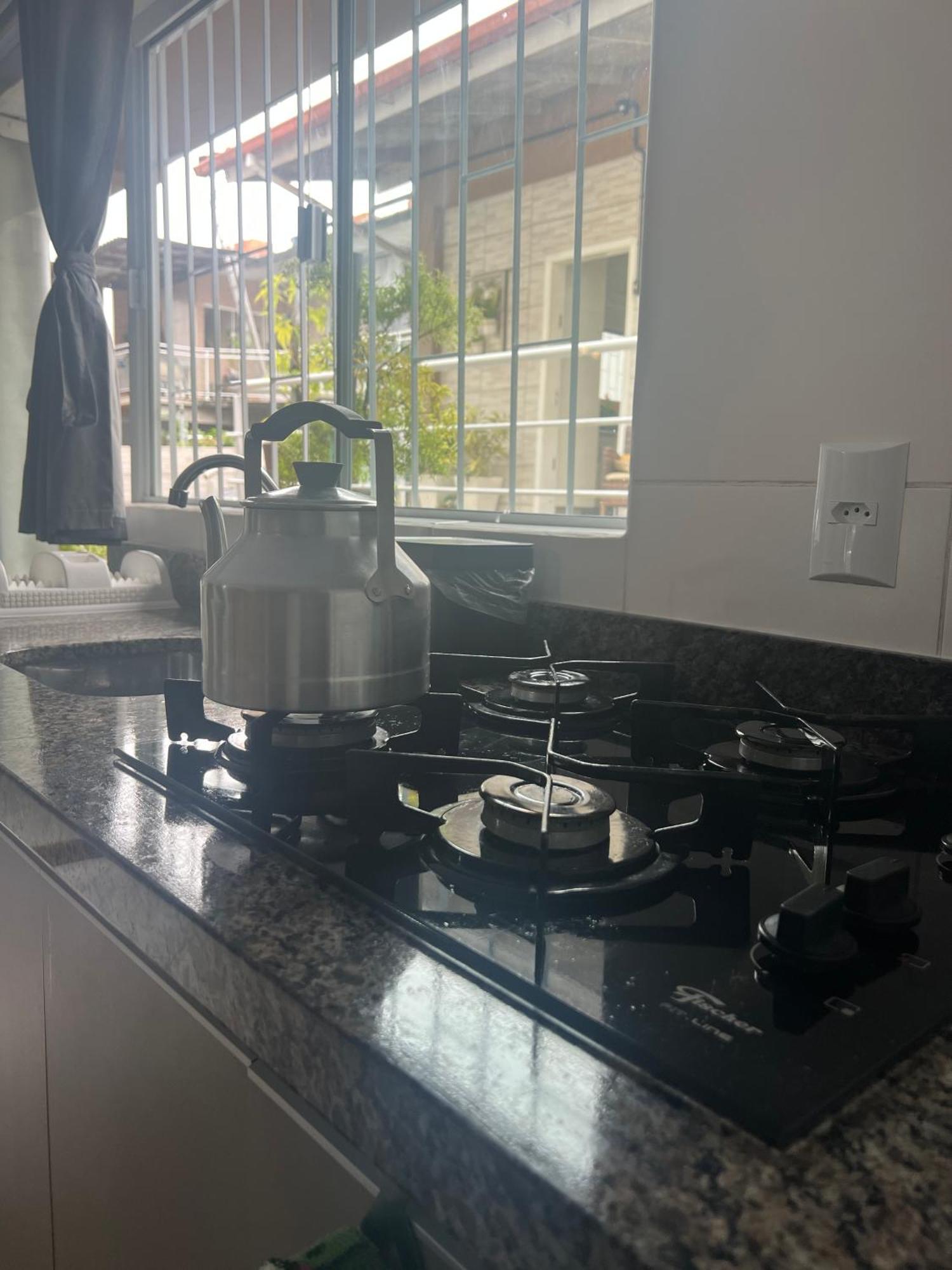 Hospedagem Confortavel E Pratica Para Viajantes E Ferias - Proxima A Br-101 Sao Jose  Exteriör bild
