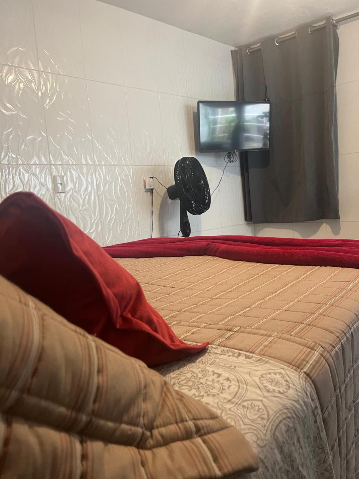 Hospedagem Confortavel E Pratica Para Viajantes E Ferias - Proxima A Br-101 Sao Jose  Exteriör bild